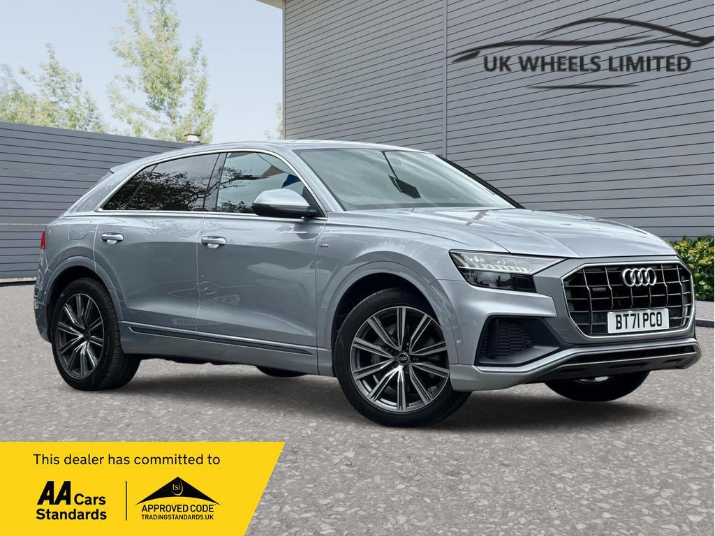 Audi Q8