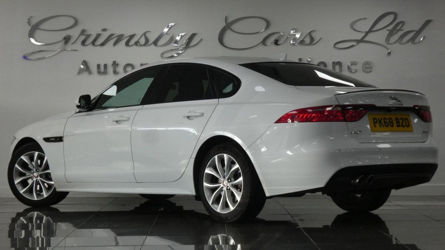 Jaguar XF