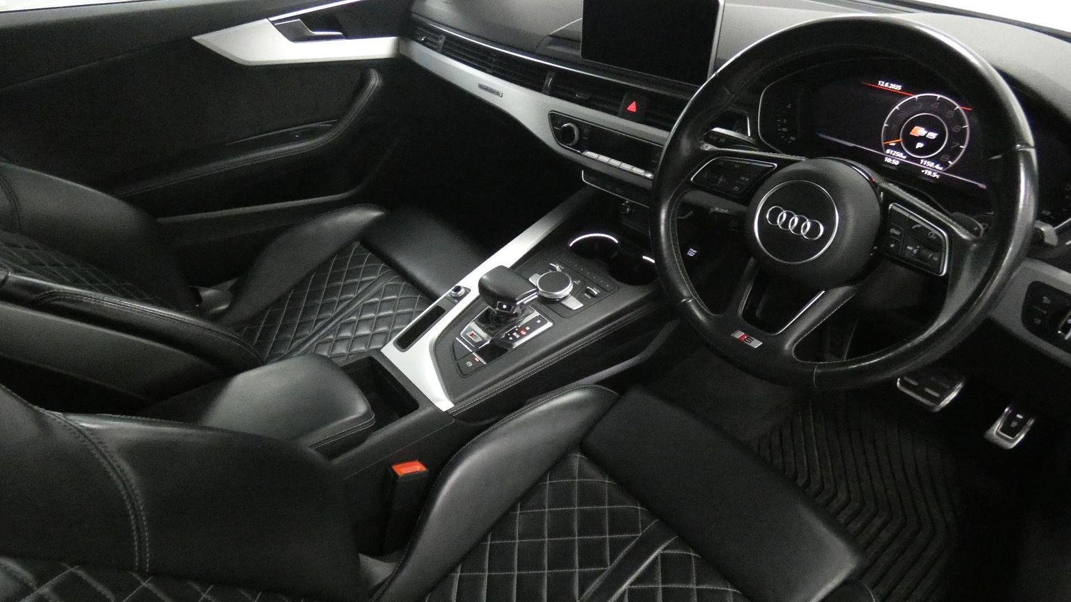 Audi S5