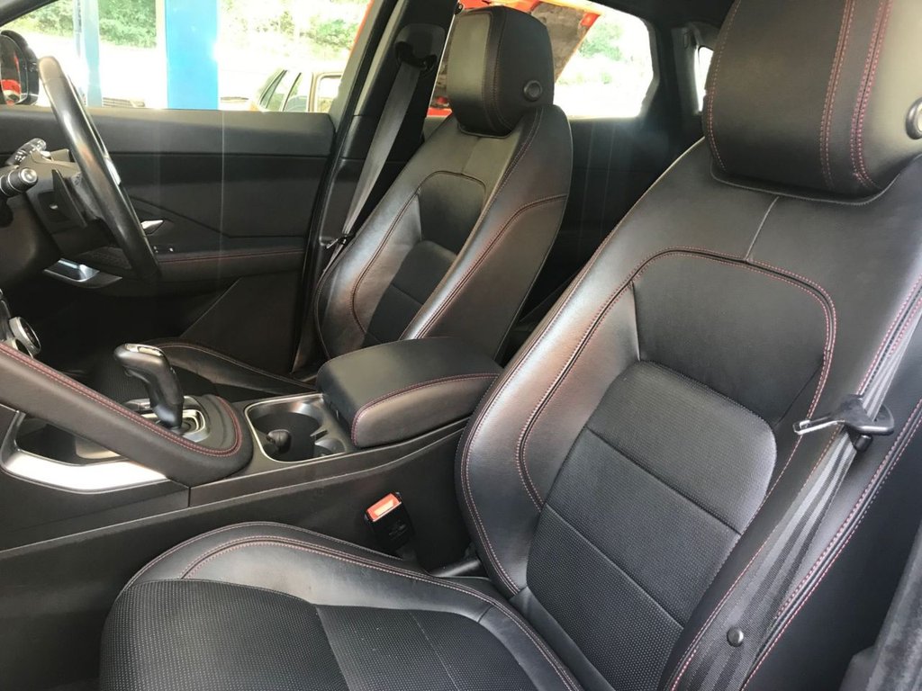 Jaguar E Pace