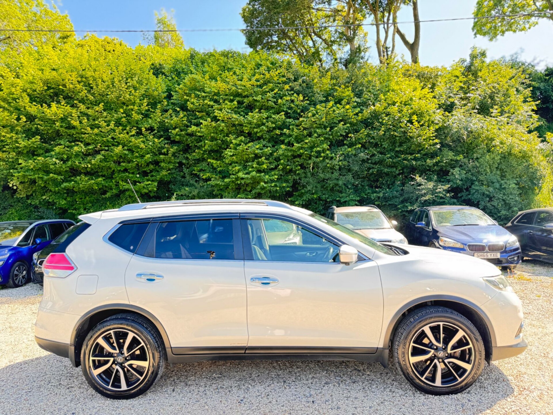 Nissan X Trail