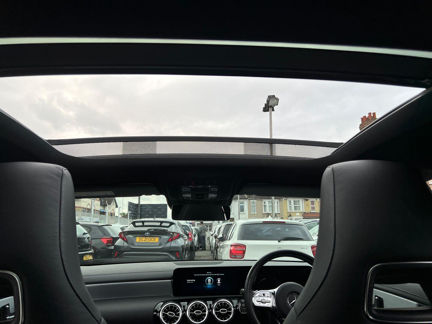 Mercedes Benz CLA