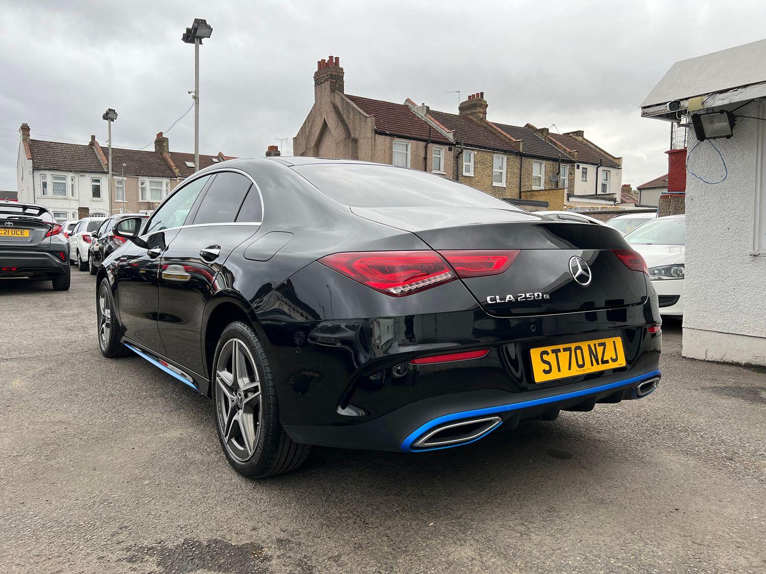 Mercedes Benz CLA