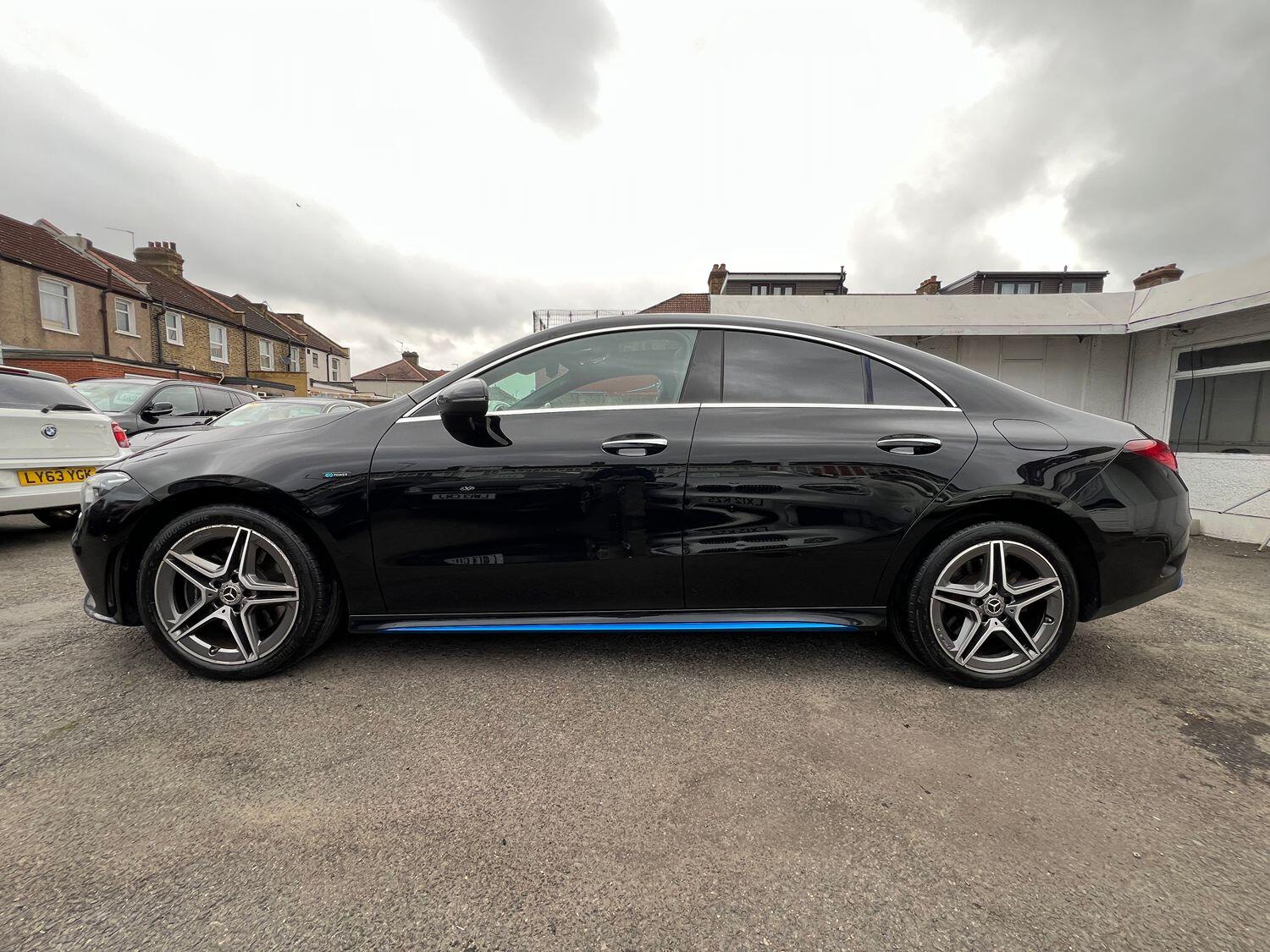 Mercedes Benz CLA