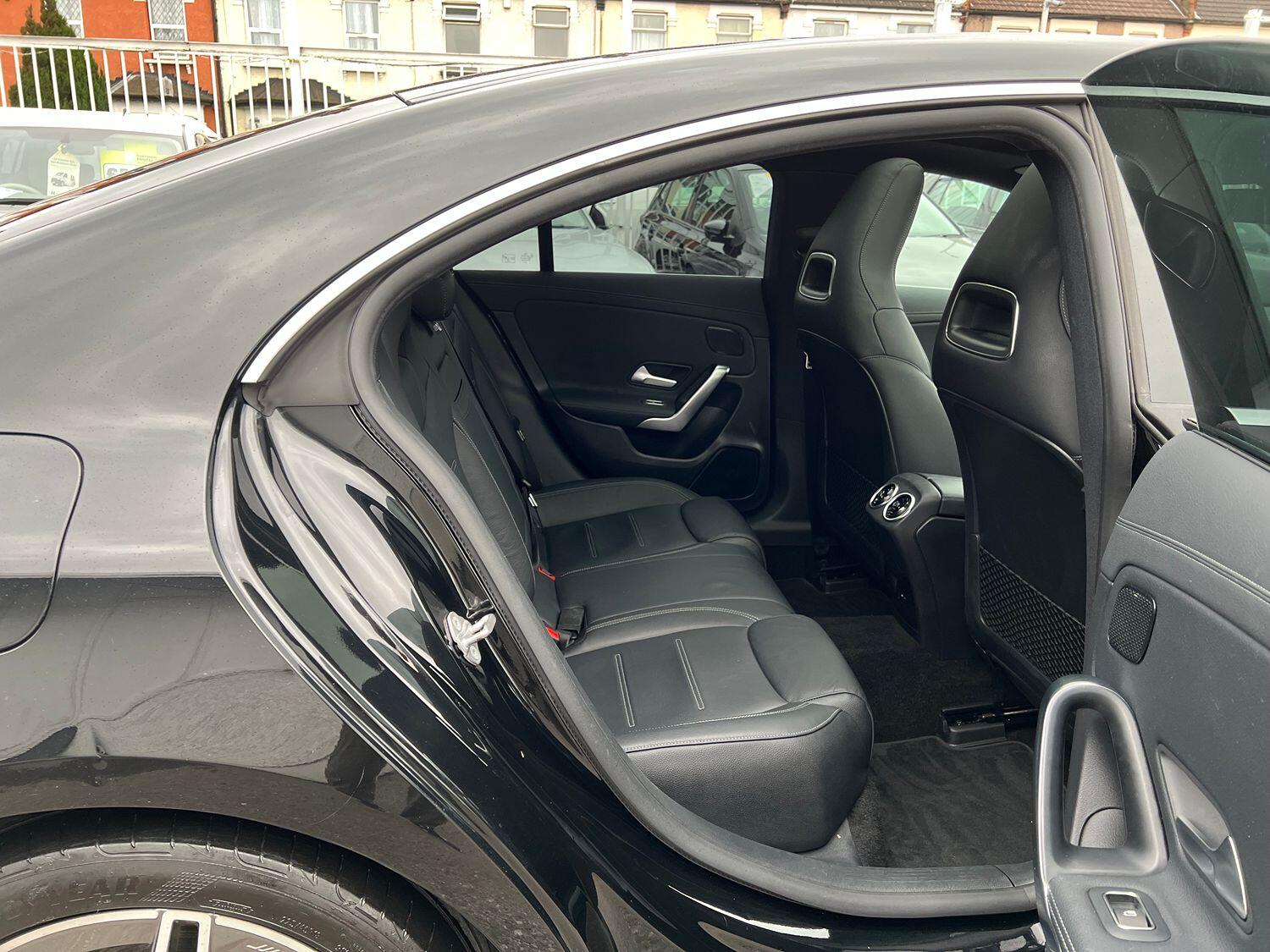 Mercedes Benz CLA