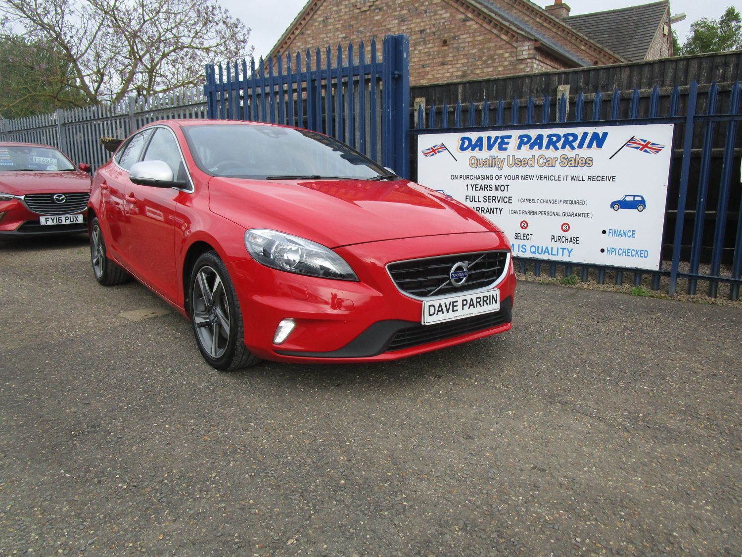 Volvo V40