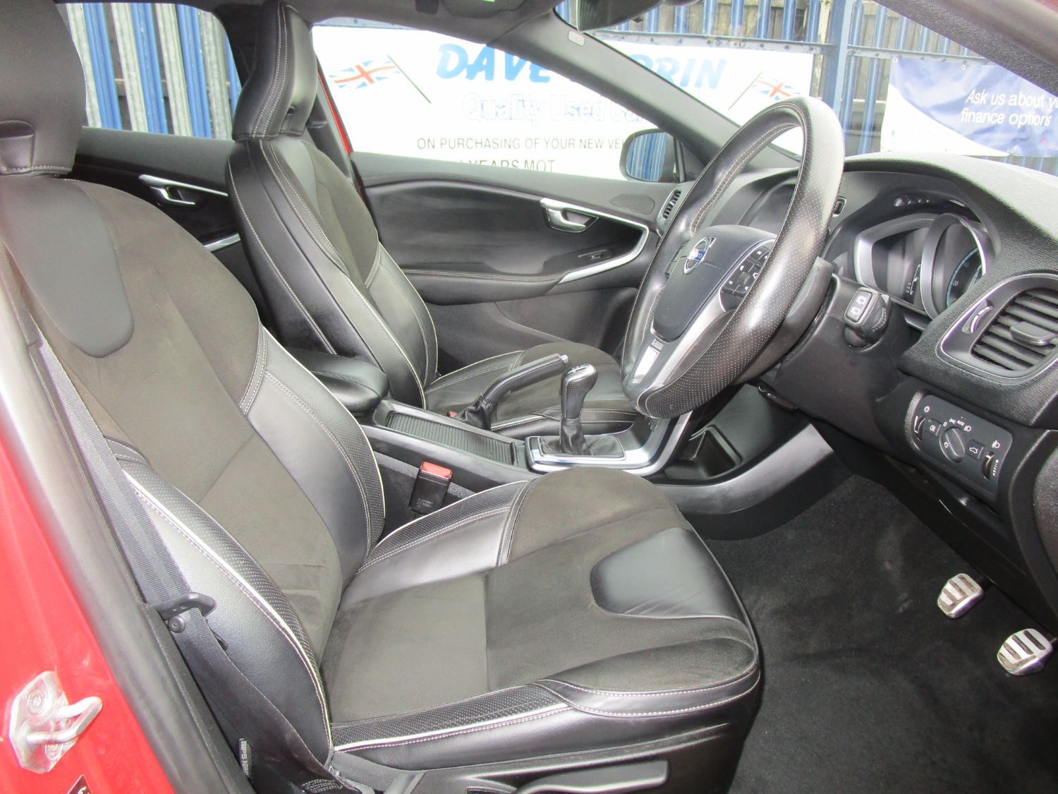 Volvo V40