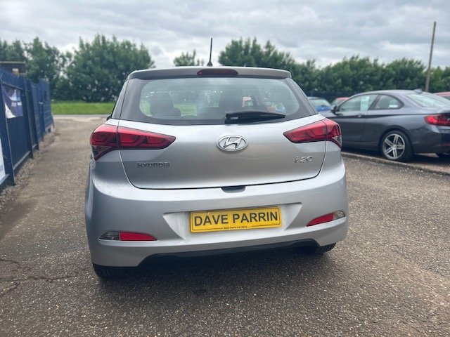 Hyundai i20