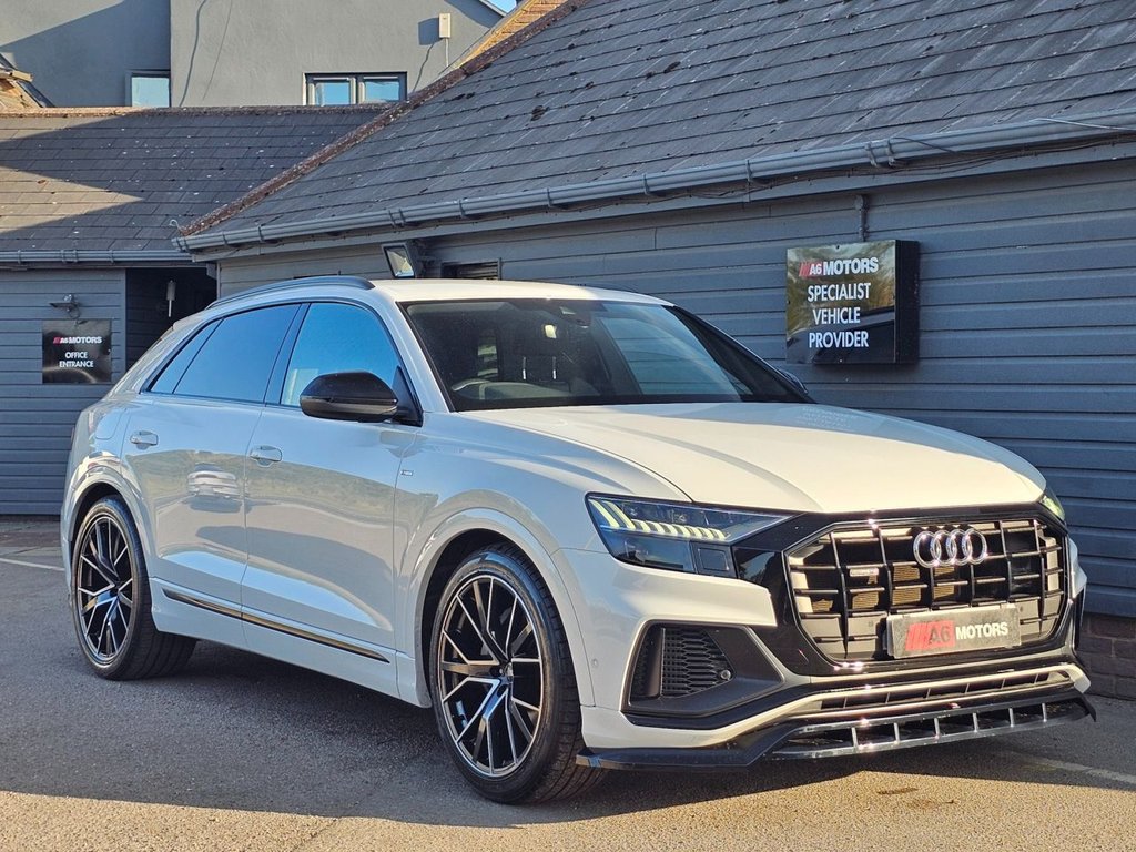 Audi Q8