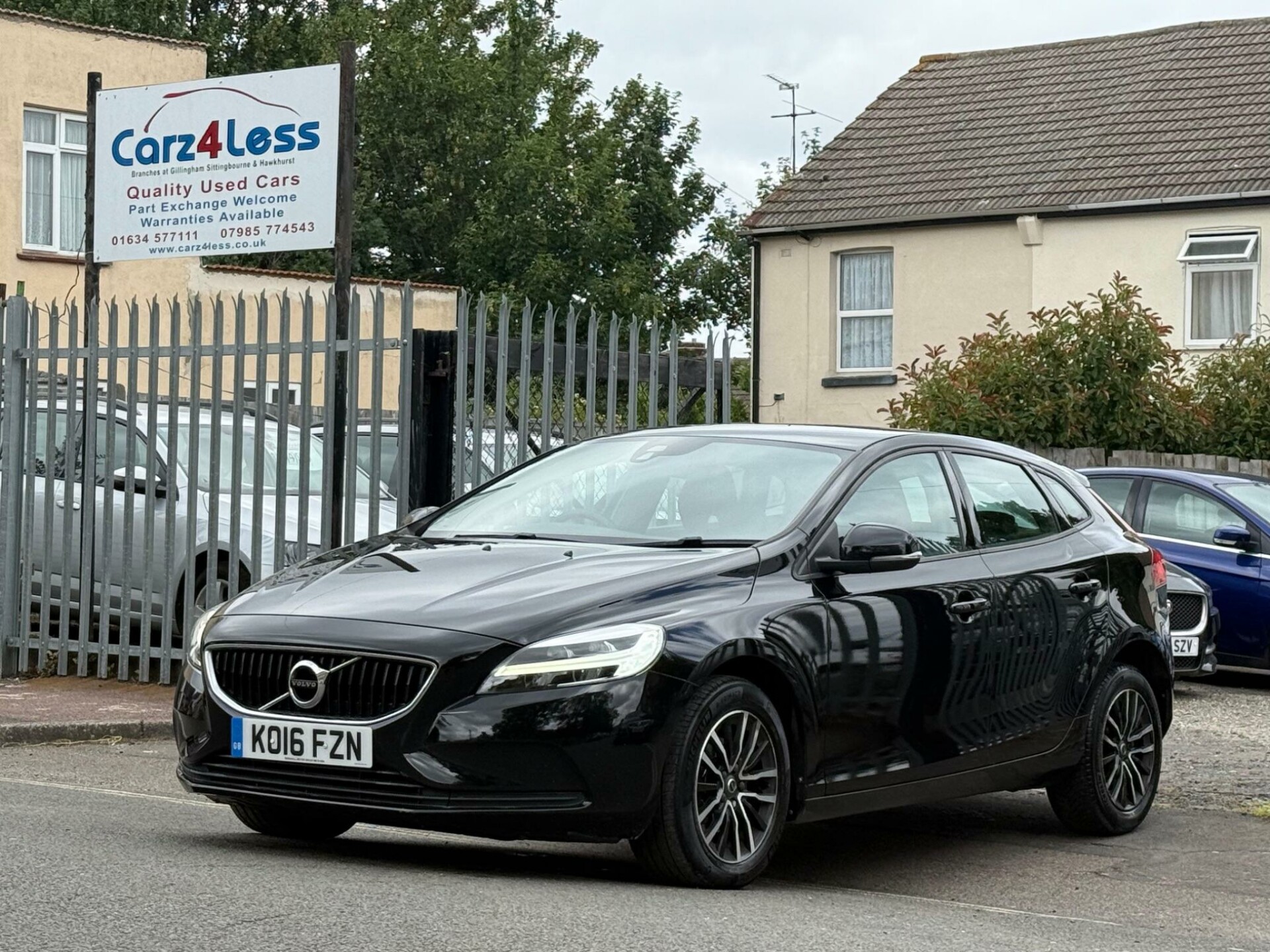 Volvo V40