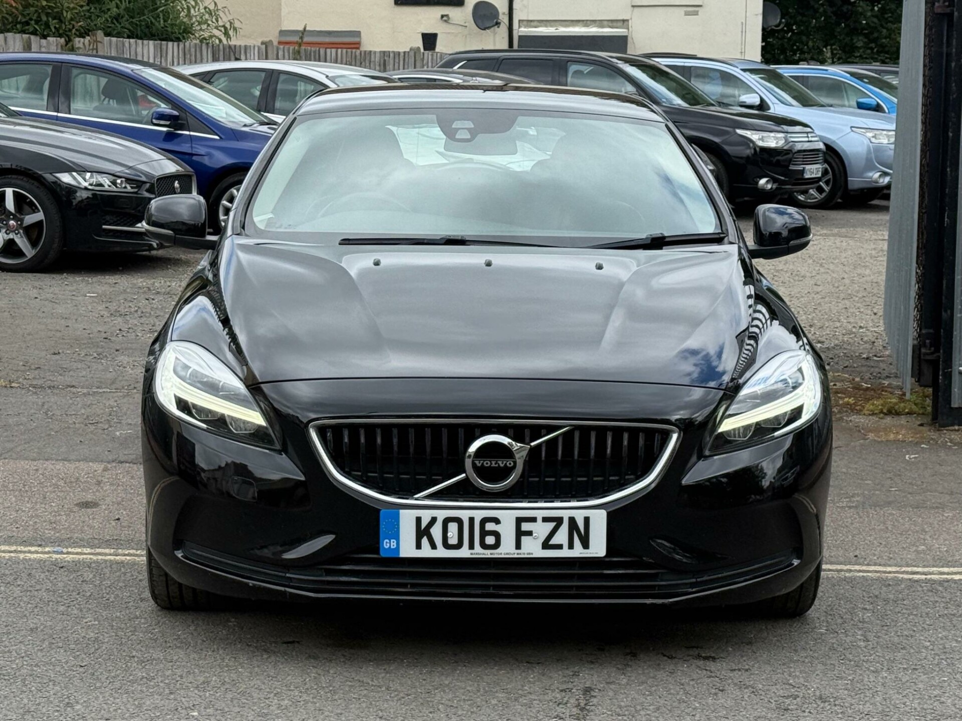 Volvo V40