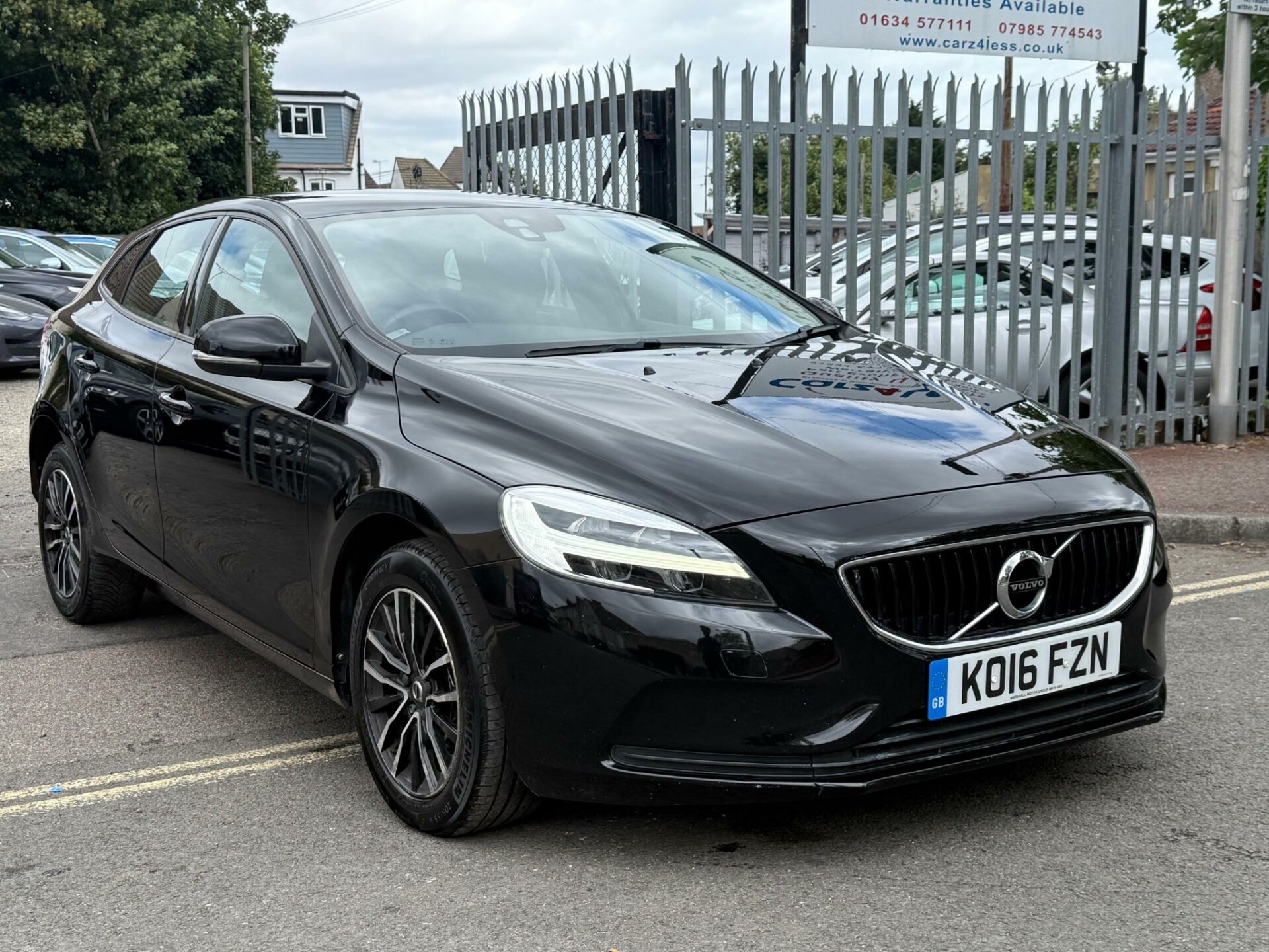 Volvo V40