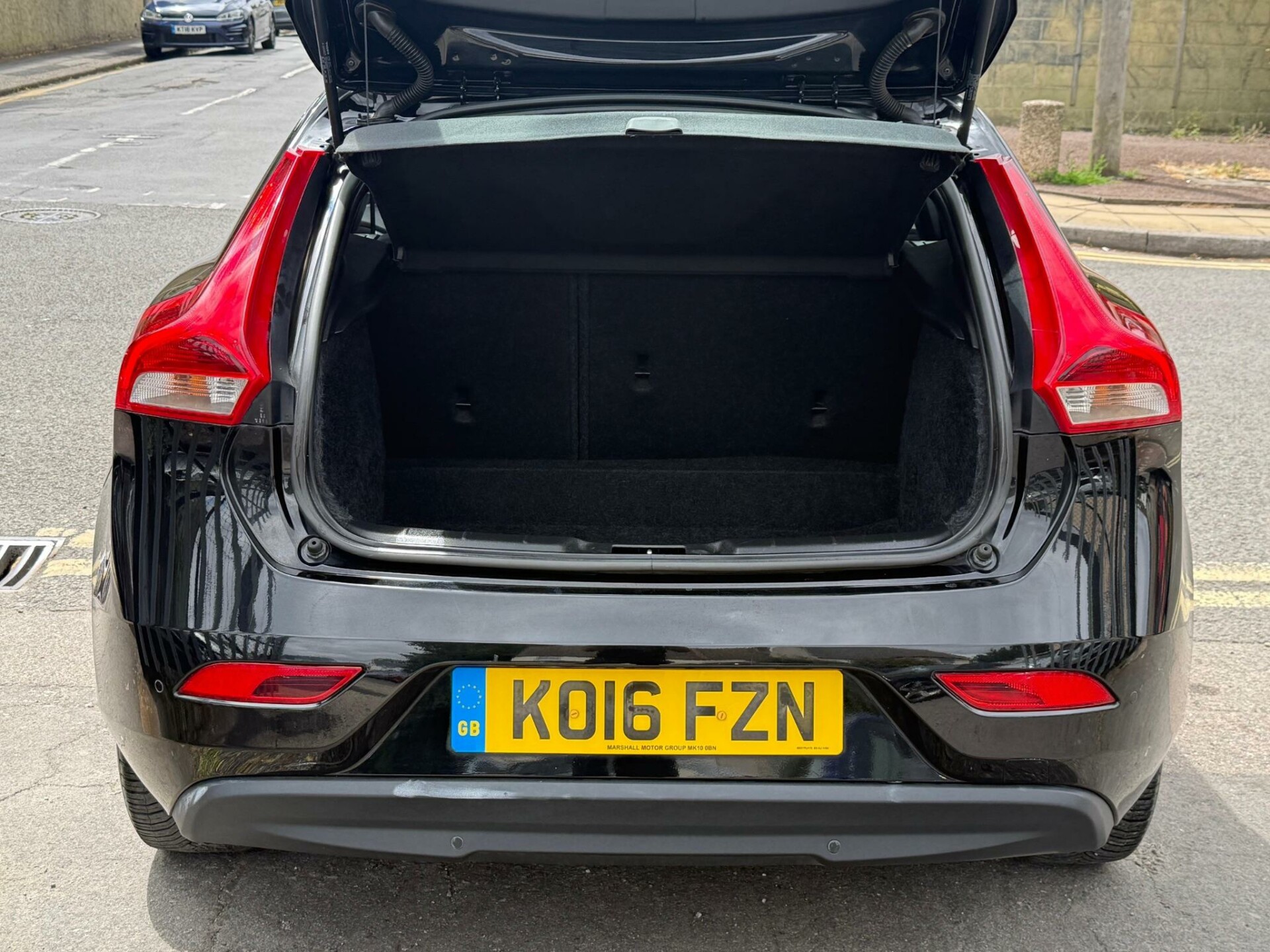 Volvo V40