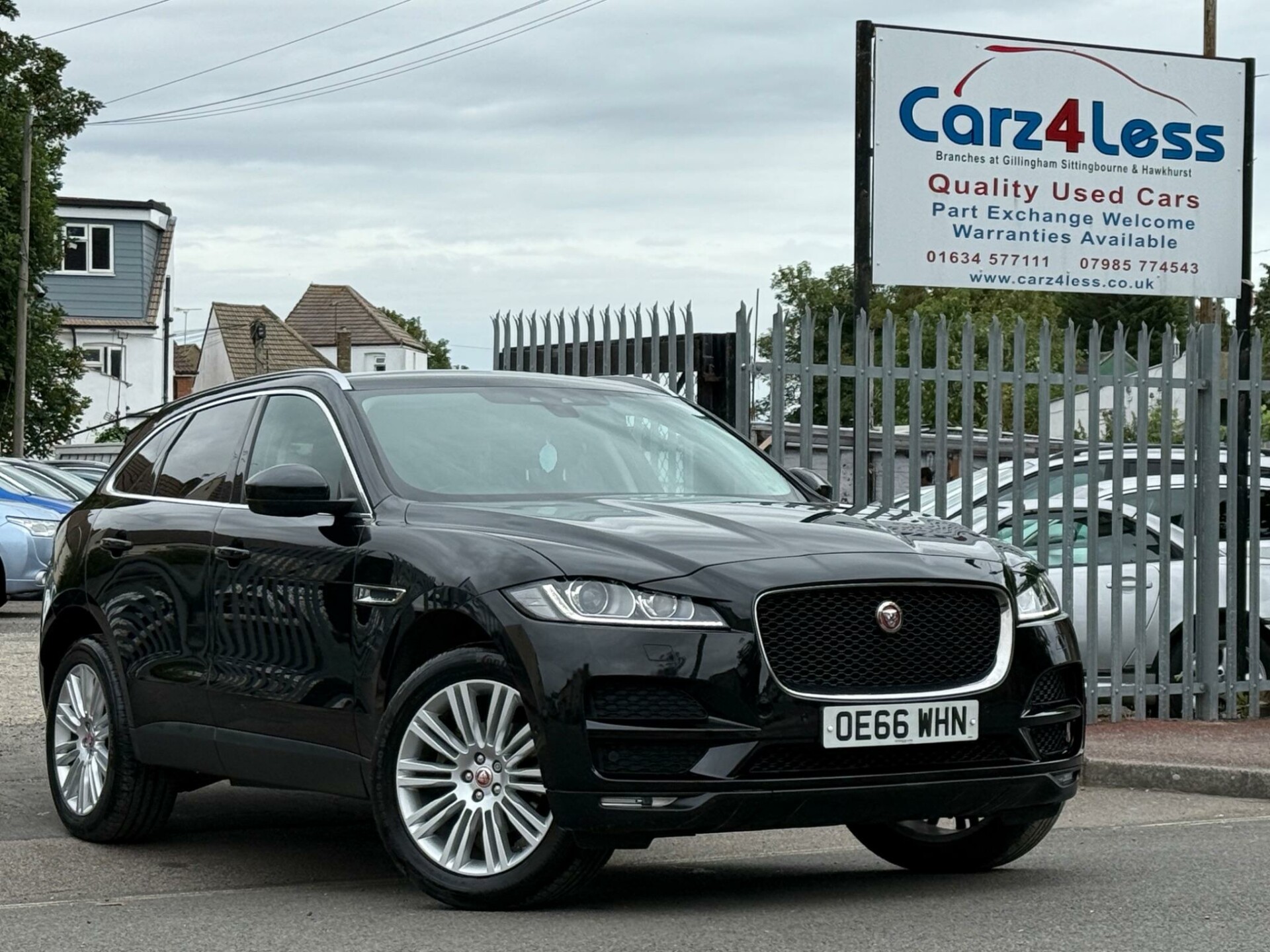 Jaguar F Pace