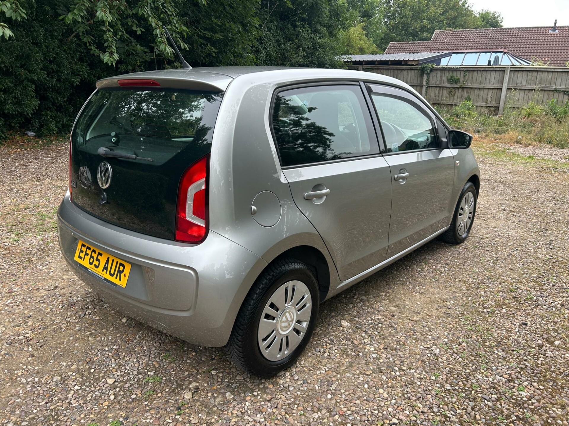 Volkswagen UP