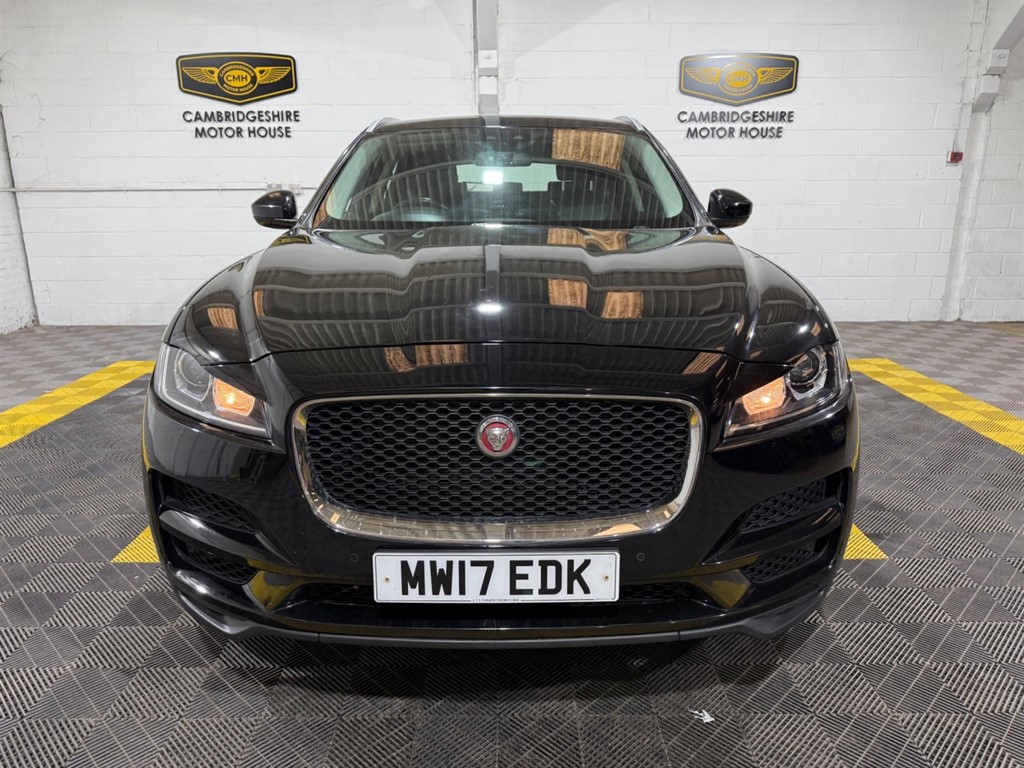 Jaguar F Pace