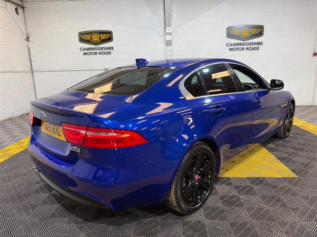 Jaguar XE