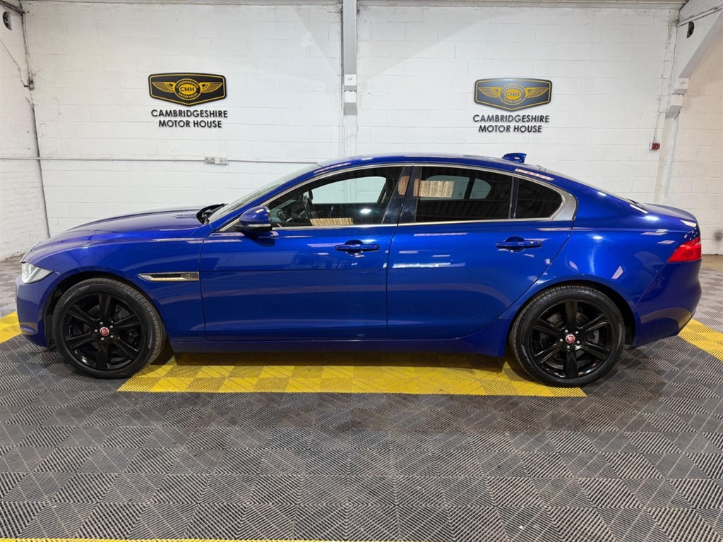 Jaguar XE