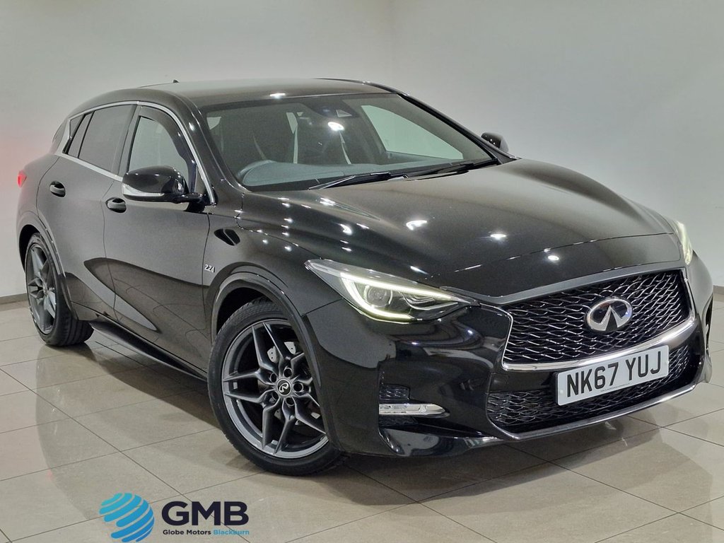 Infiniti Q30