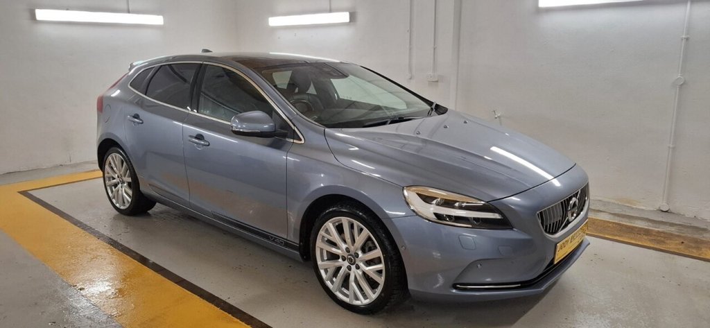 Volvo V40
