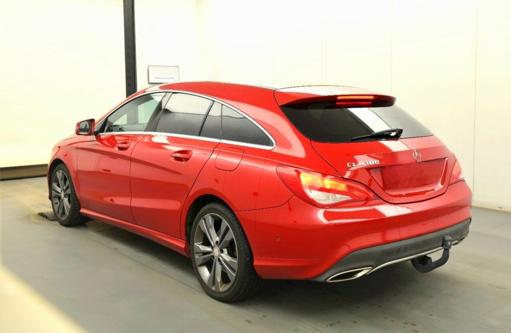 Mercedes Benz CLA