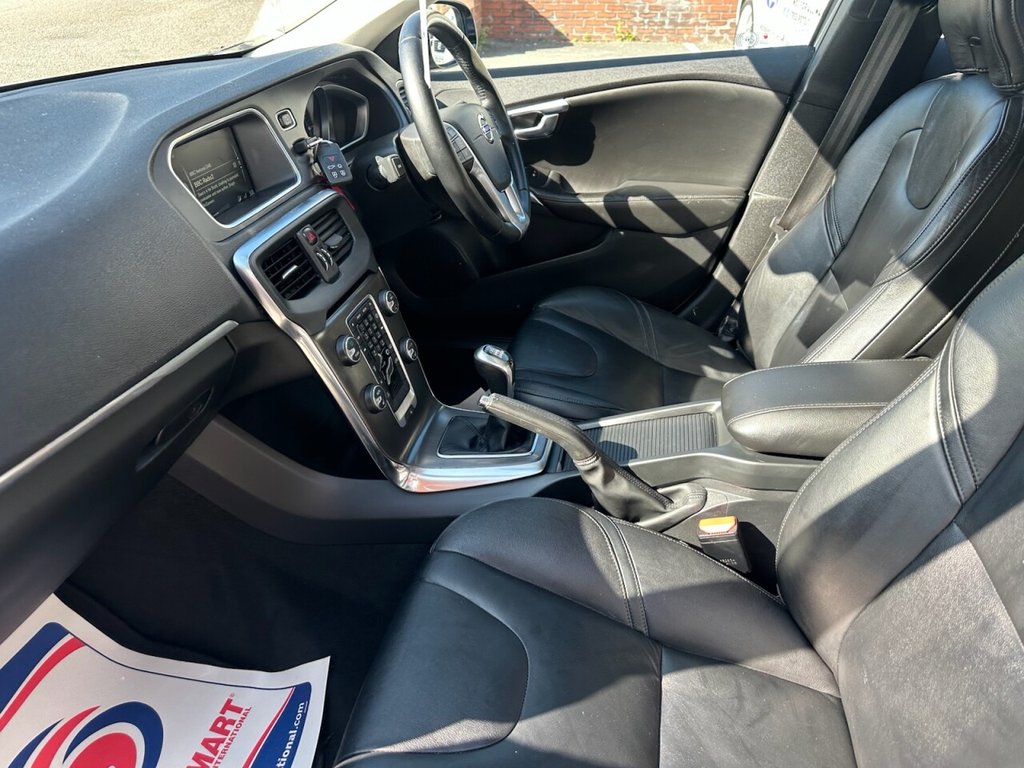 Volvo V40