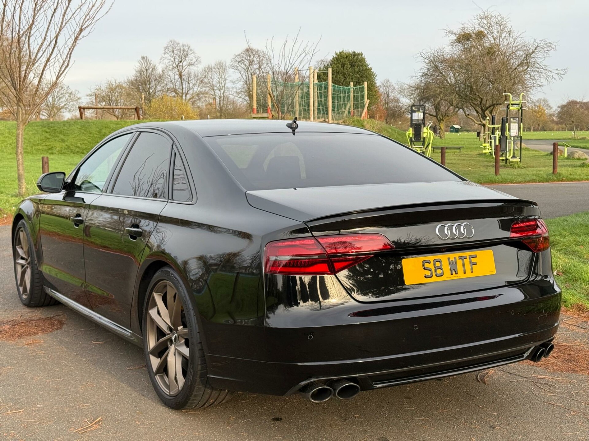 Audi S8