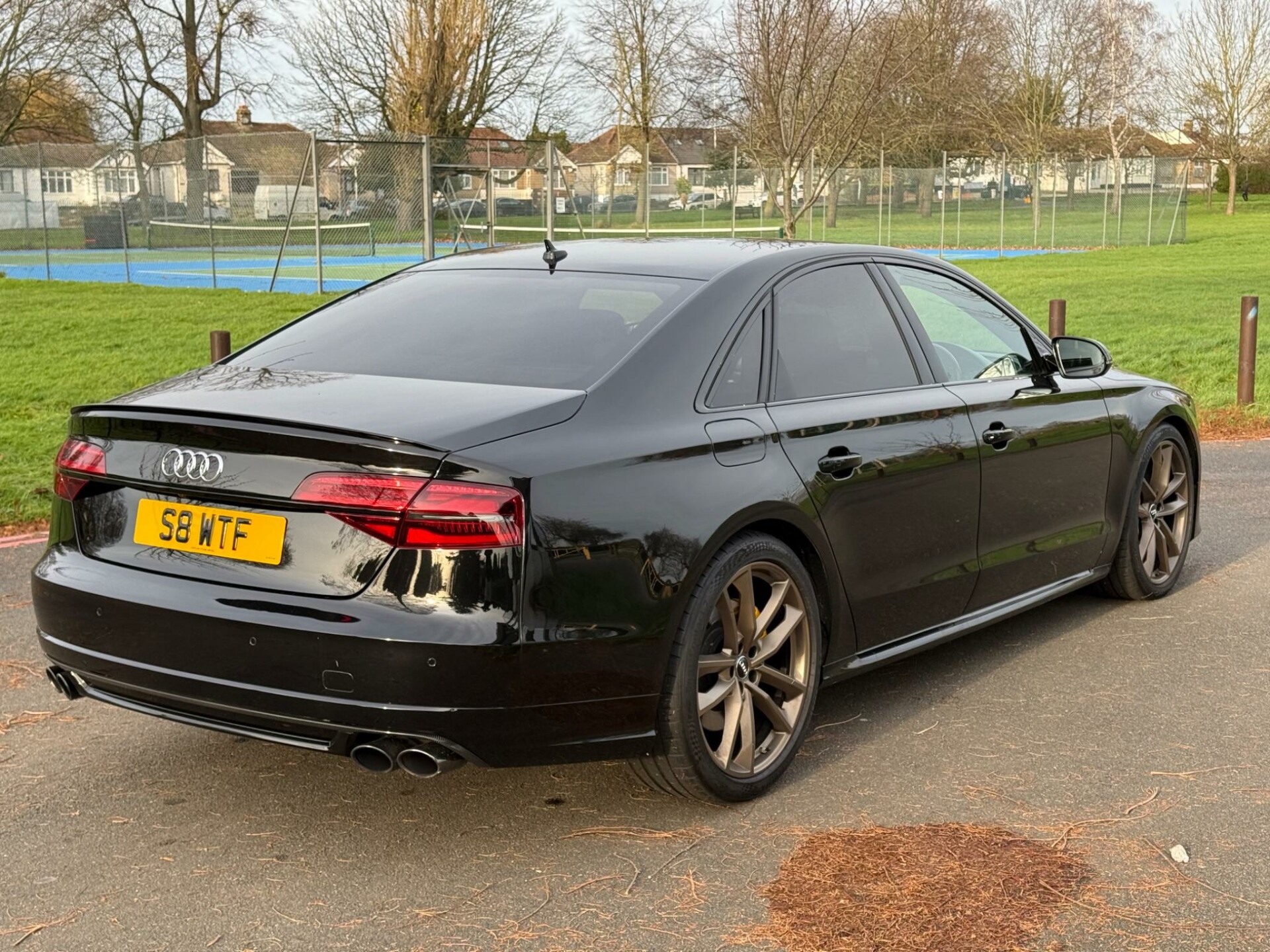 Audi S8