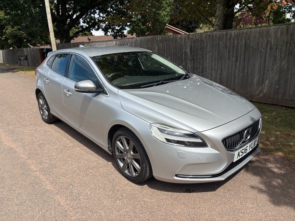 Volvo V40