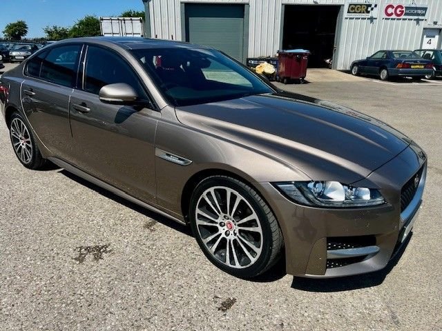 Jaguar XF