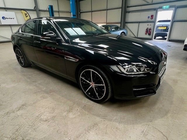 Jaguar XE