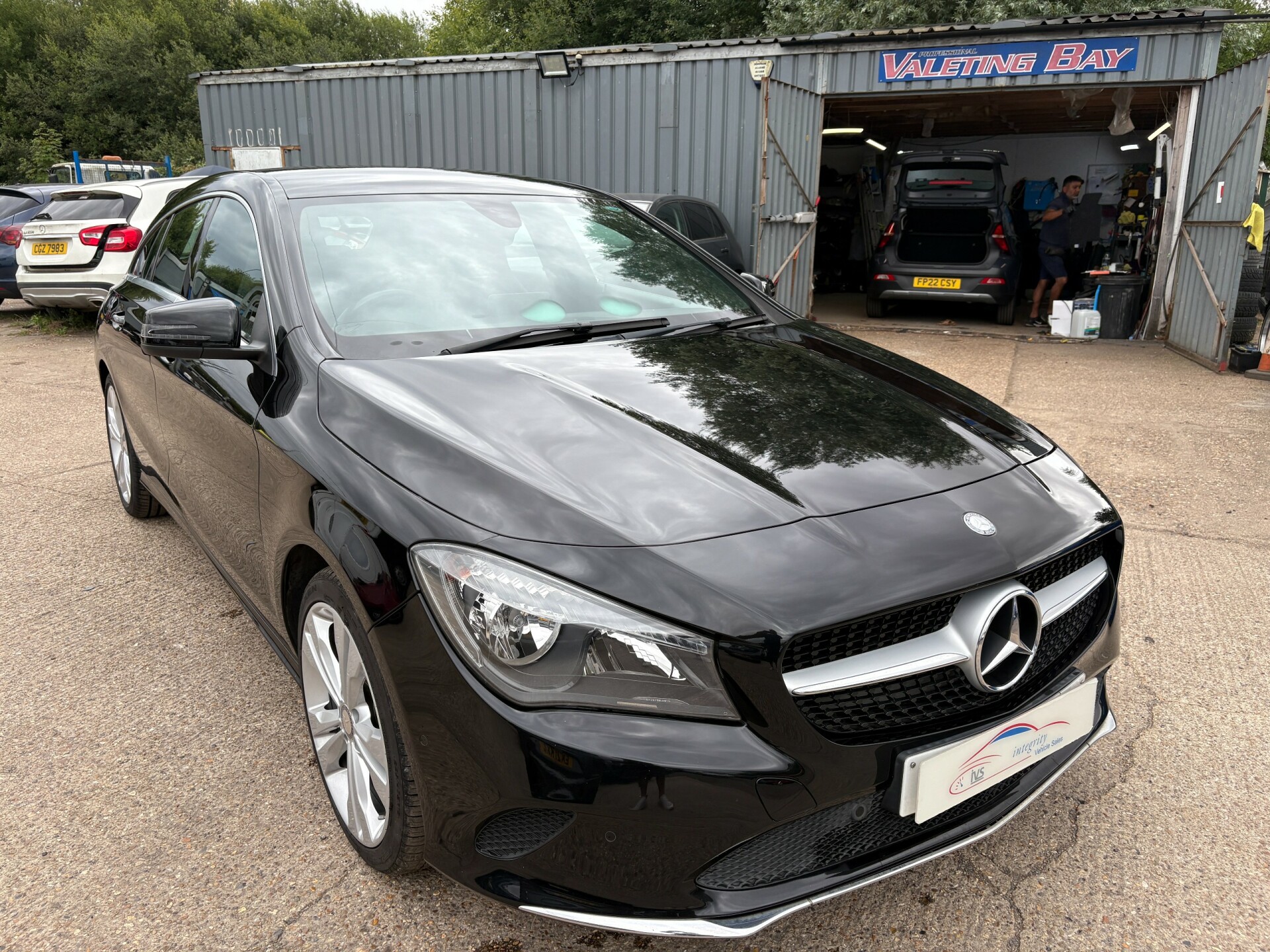 Mercedes Benz CLA