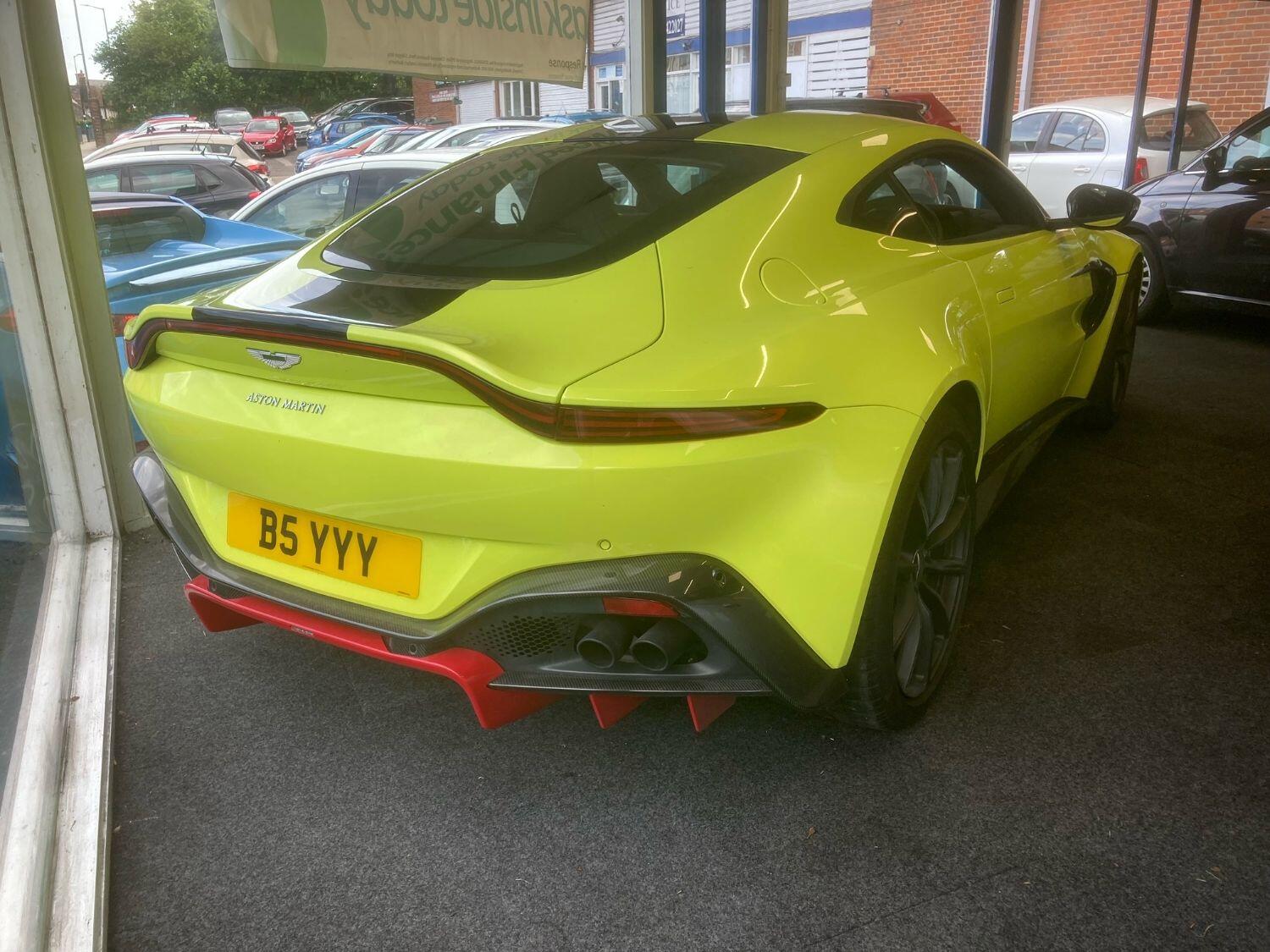 Aston Martin Vantage