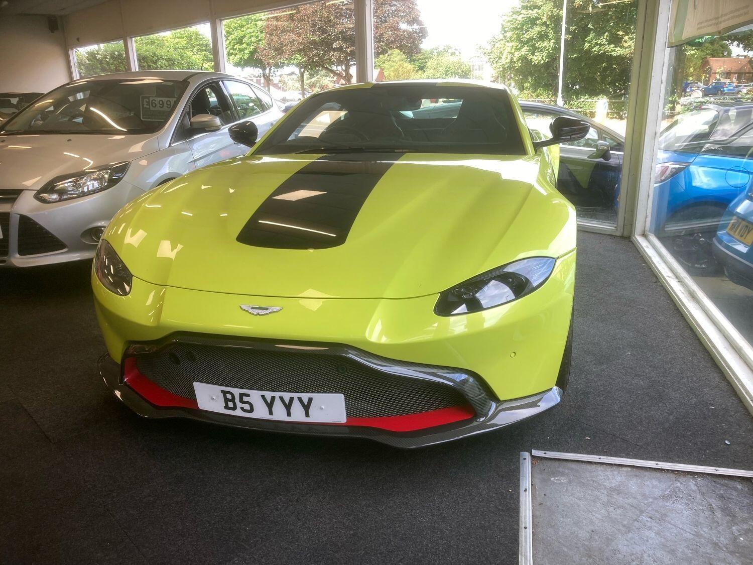 Aston Martin Vantage