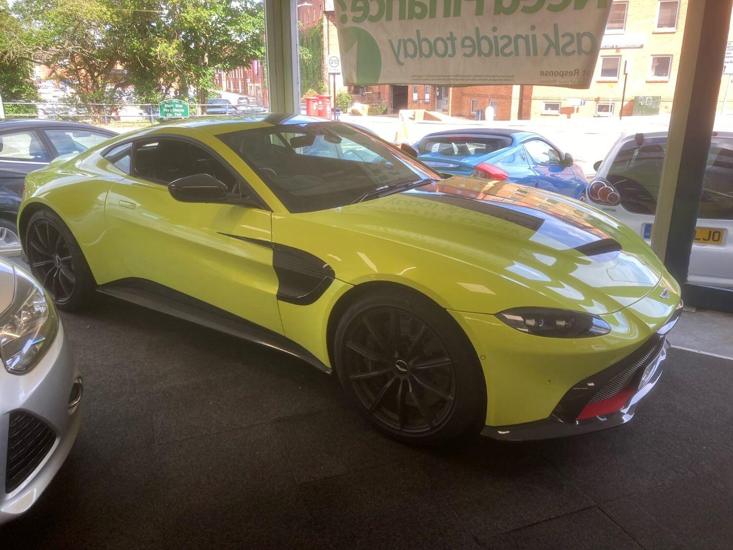 Aston Martin Vantage