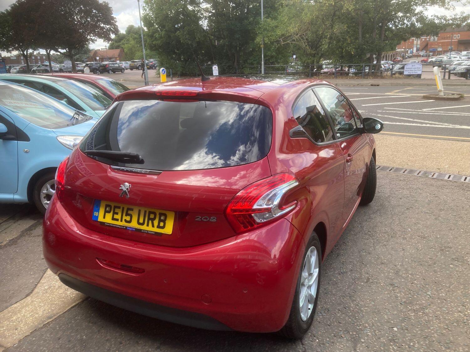Peugeot 208