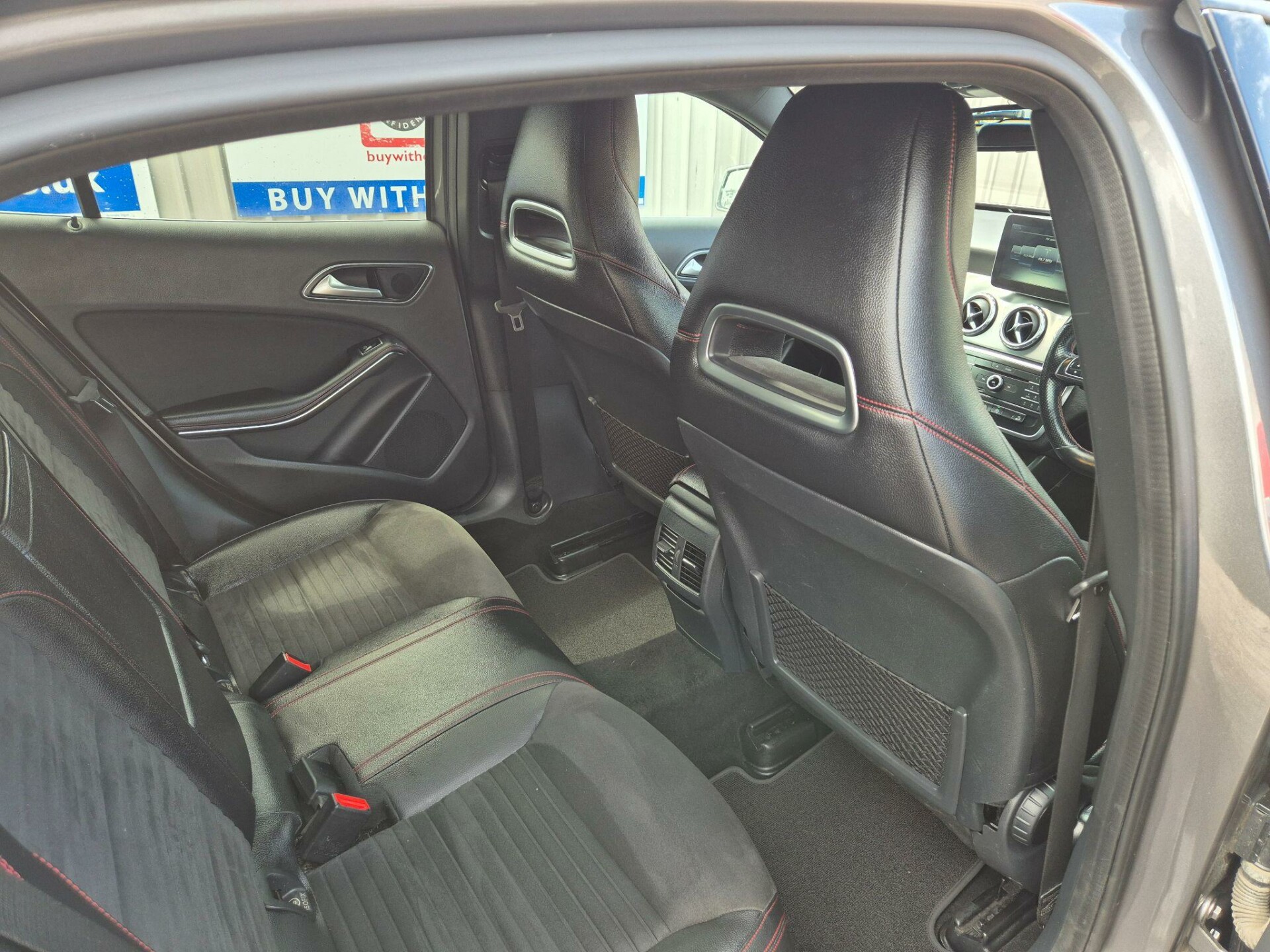 Mercedes Benz GLA Class