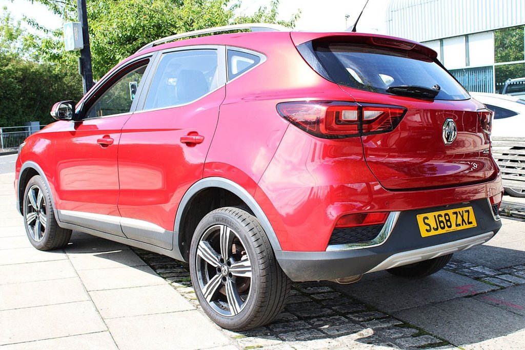 MG ZS