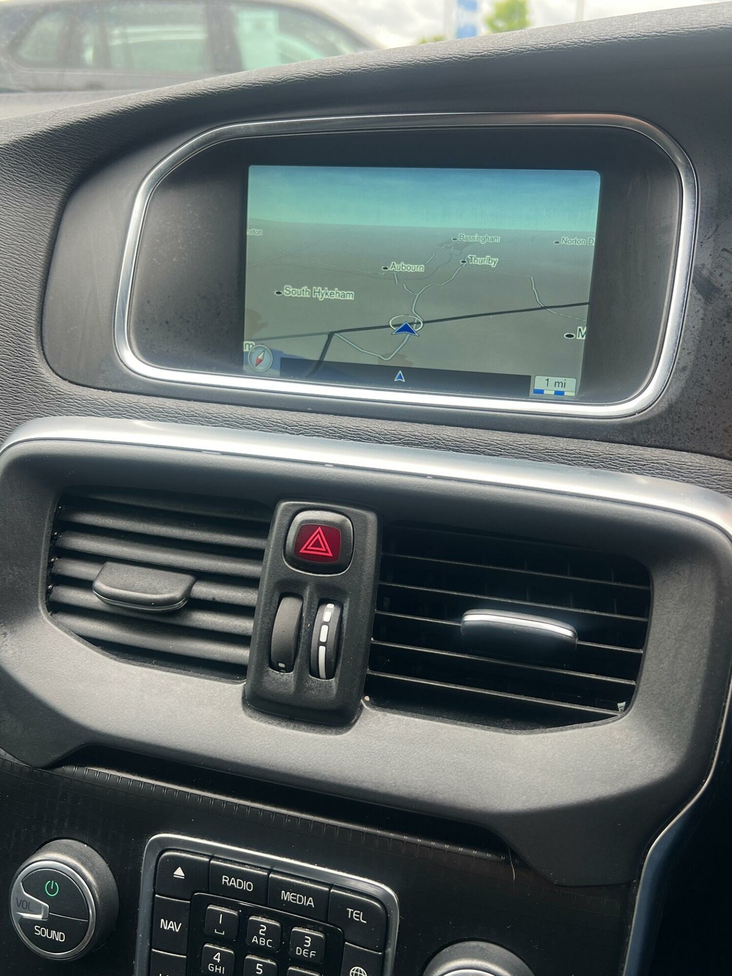 Volvo V40
