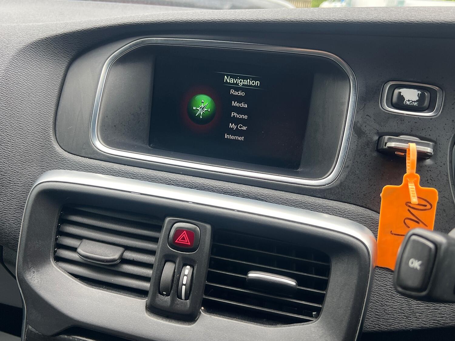 Volvo V40