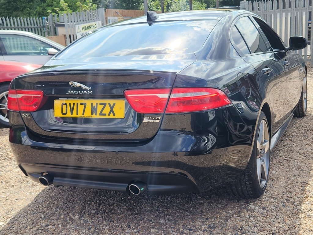 Jaguar XE