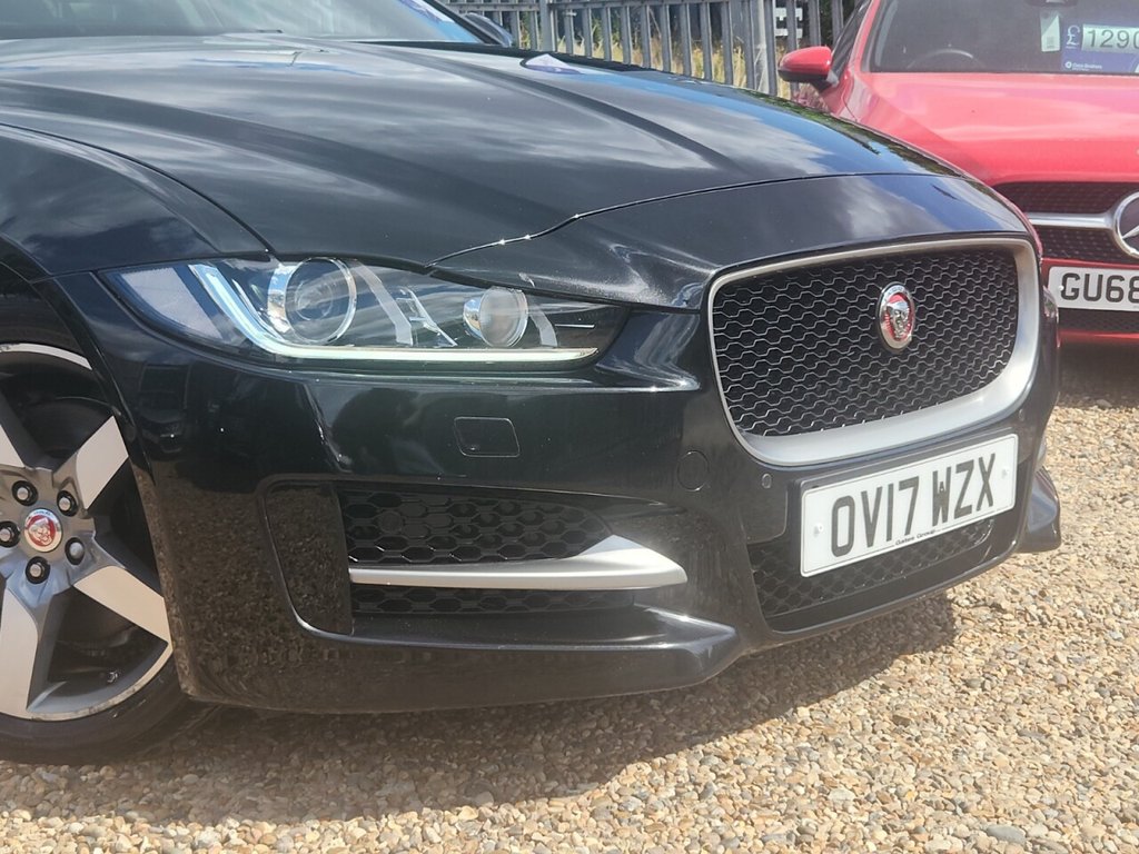 Jaguar XE