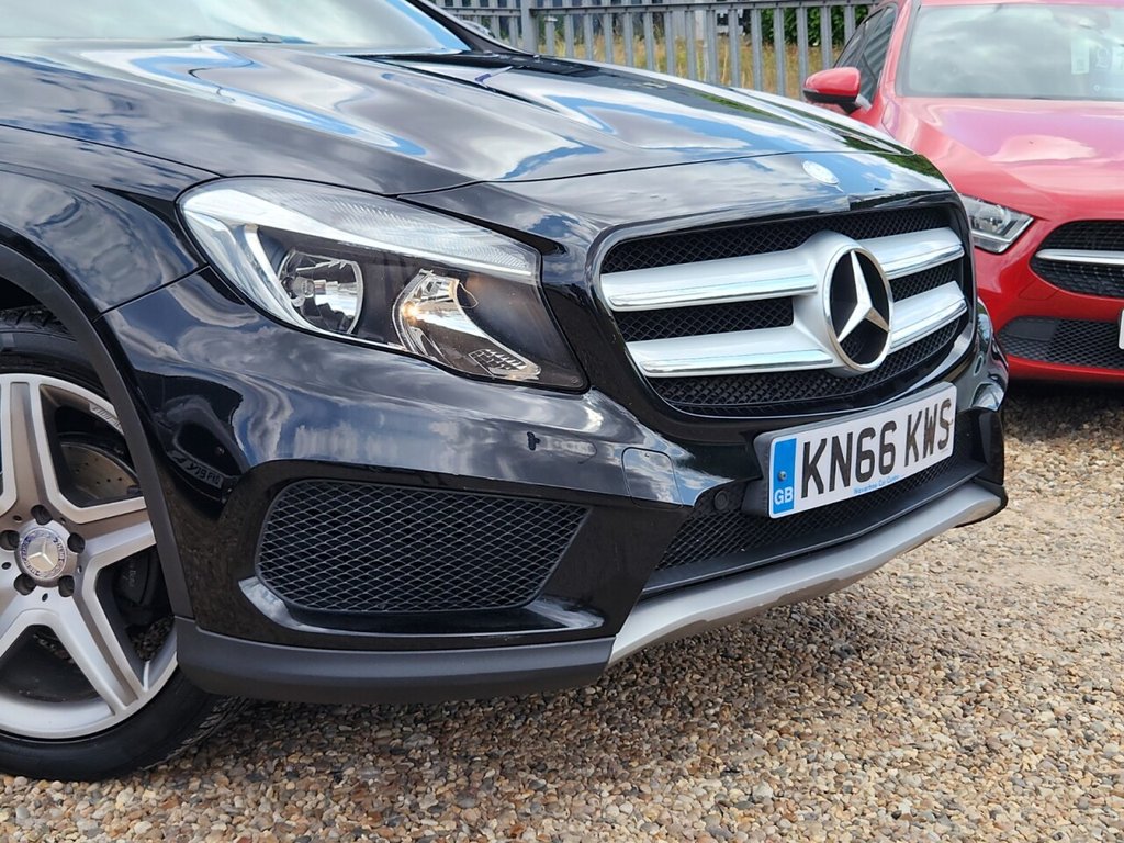 Mercedes Benz GLA Class