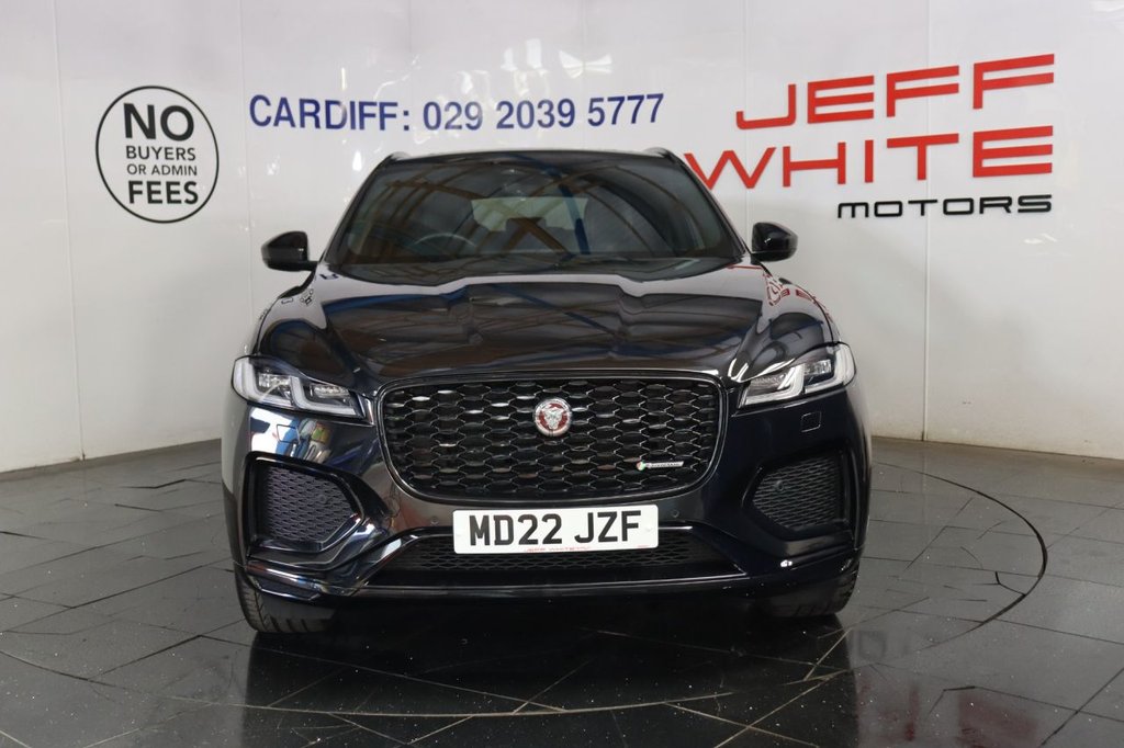 Jaguar F Pace