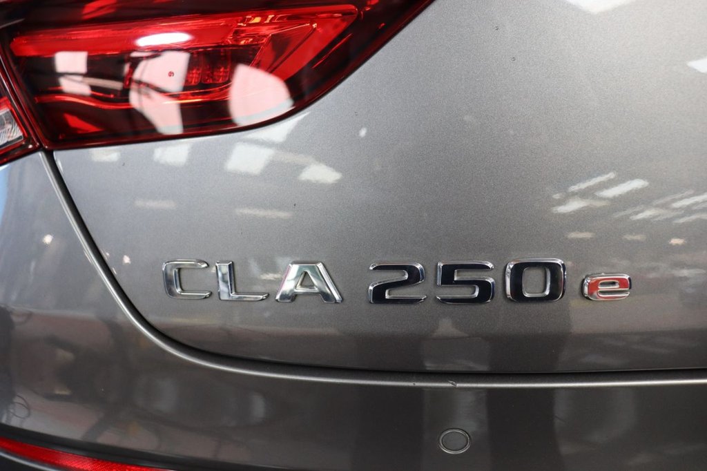Mercedes Benz CLA