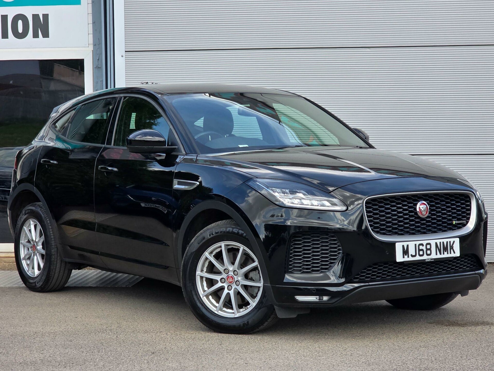 Jaguar E Pace