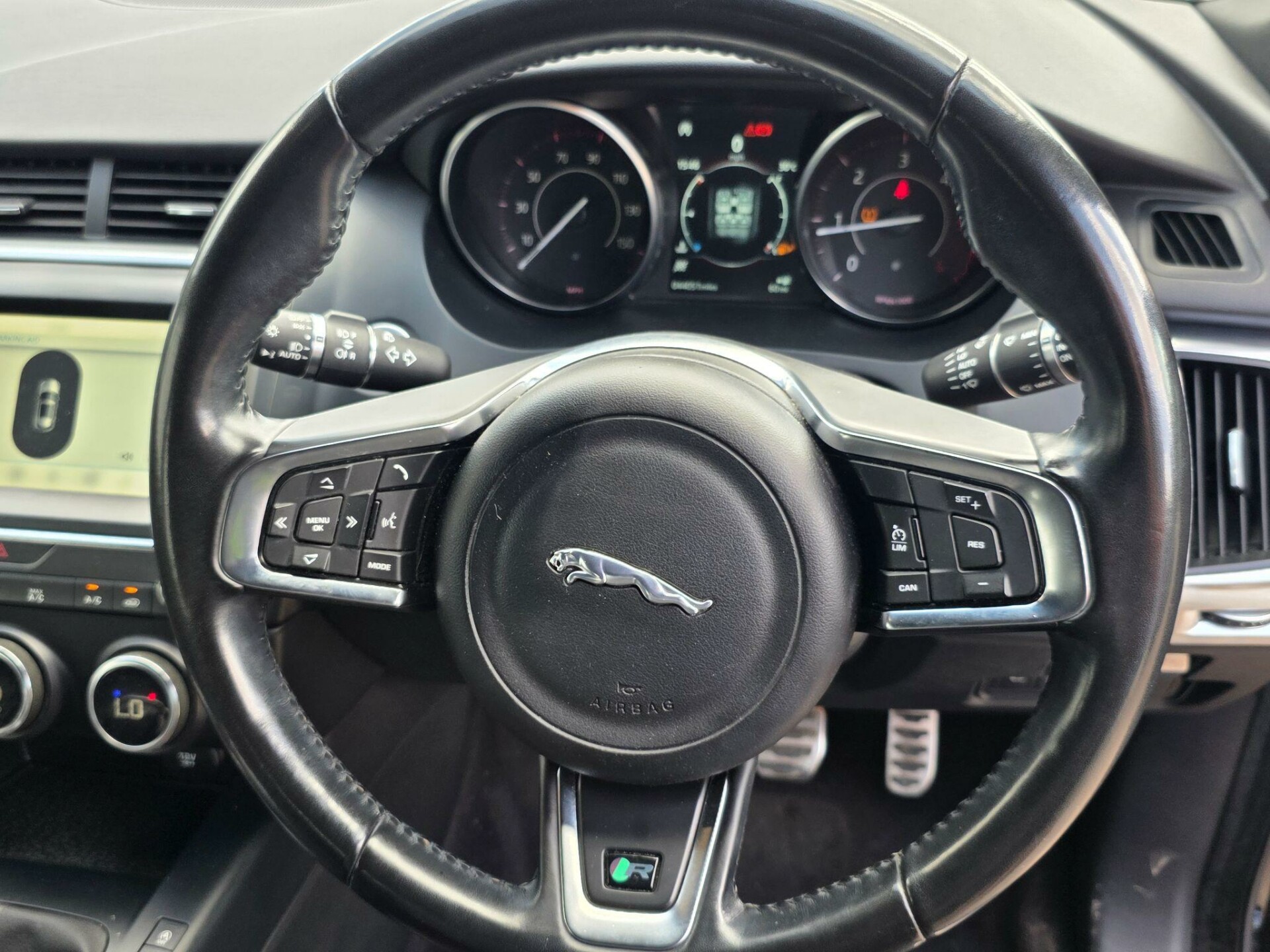 Jaguar E Pace