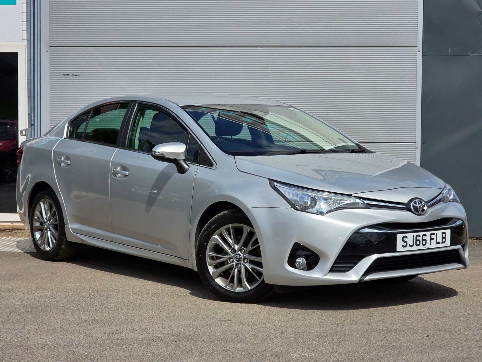 Toyota Avensis