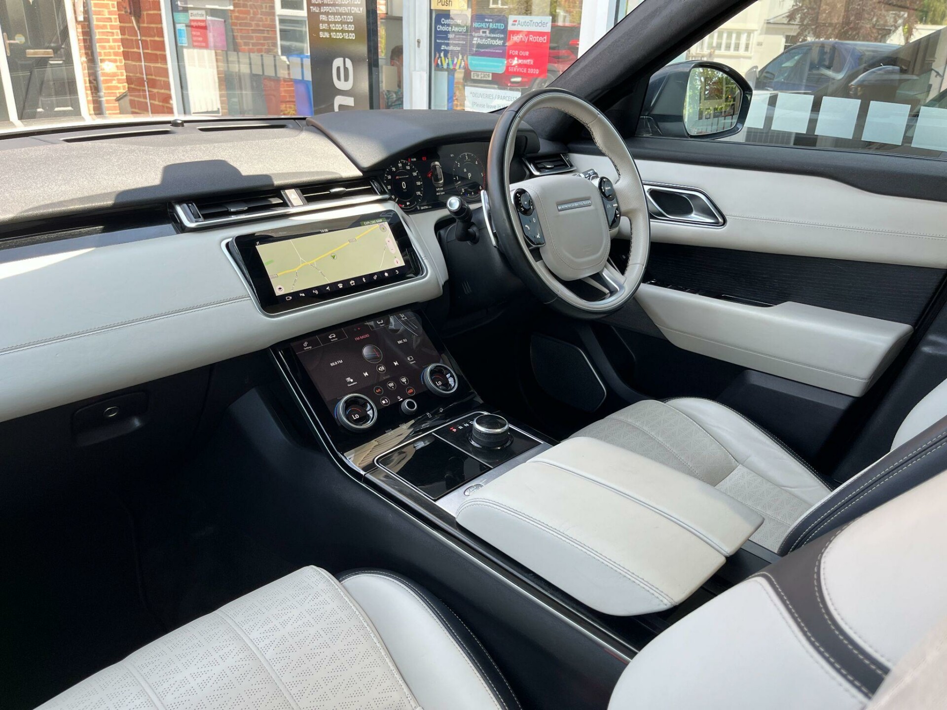 Land Rover Range Rover Velar