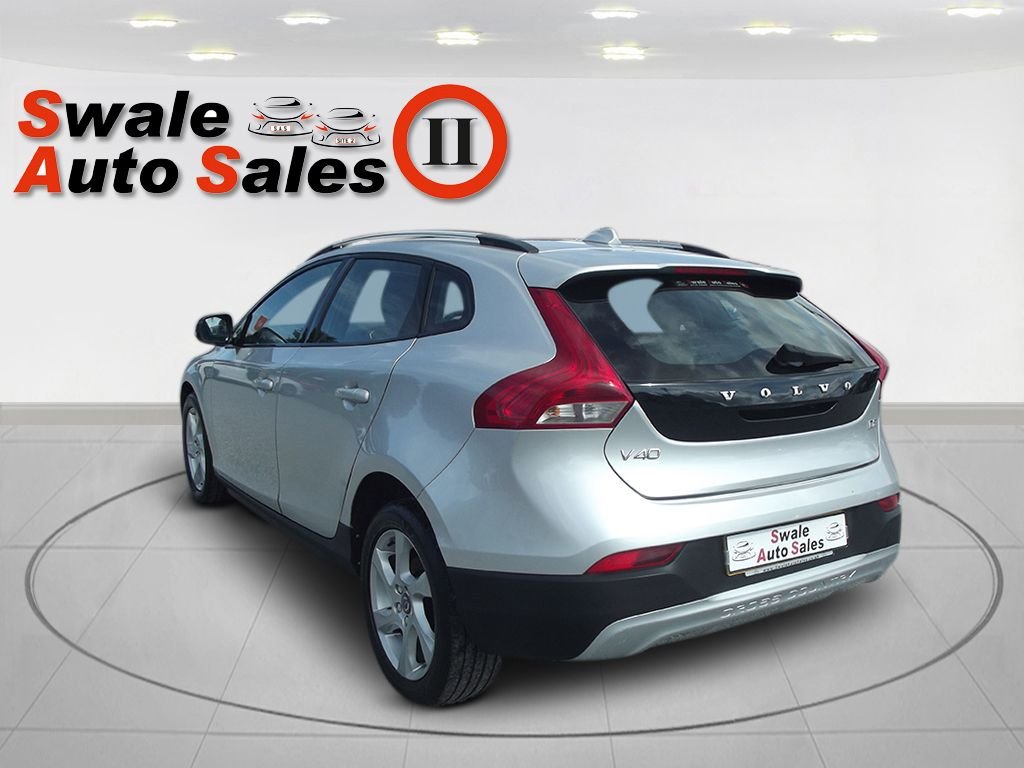 Volvo V40
